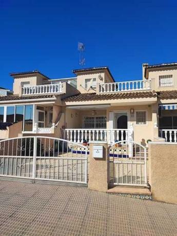 Chalet pareado en Calle Antonio Orts, Benijofar photo 1