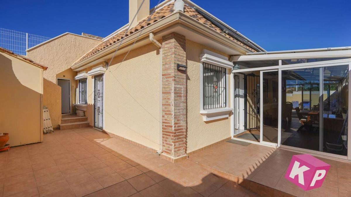 Properties for sale and rent in Spain photo 5