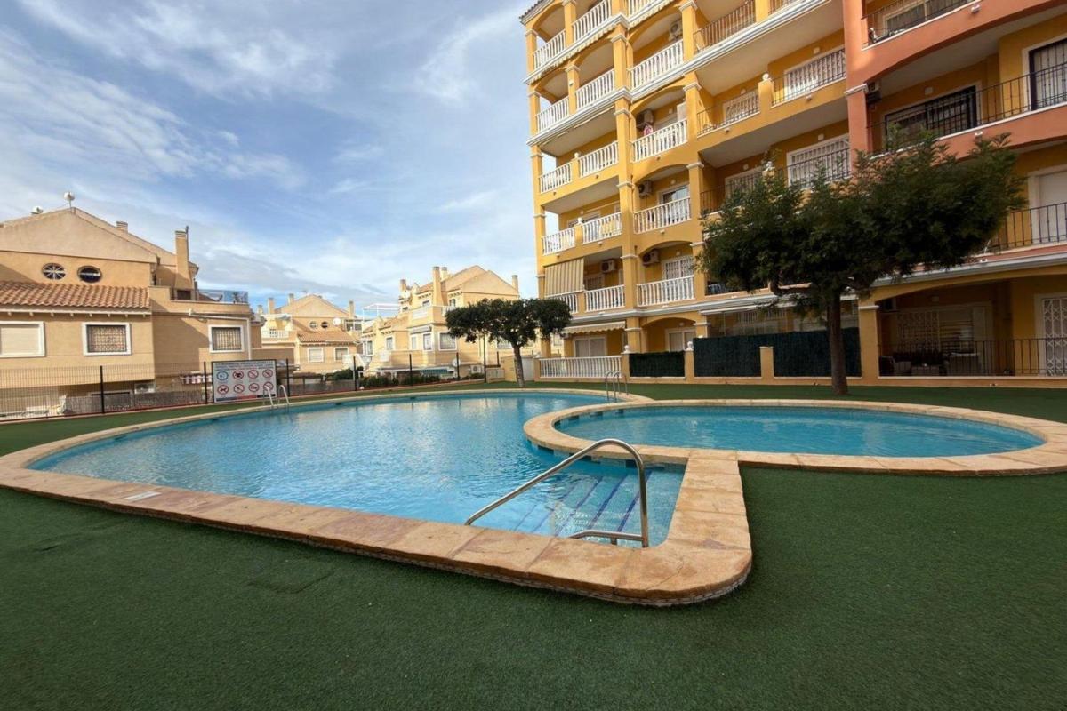 Продажа пентхауса на Ático en Aguas Nuevas, Torrevieja, Торревьеха photo 2