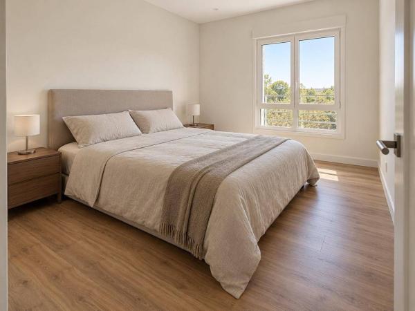 Chalet adosado en Calle Felip II, Centro, Santa Pola thumbnail 3