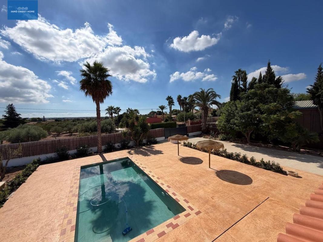 Properties for sale and rent in Spain photo 2
