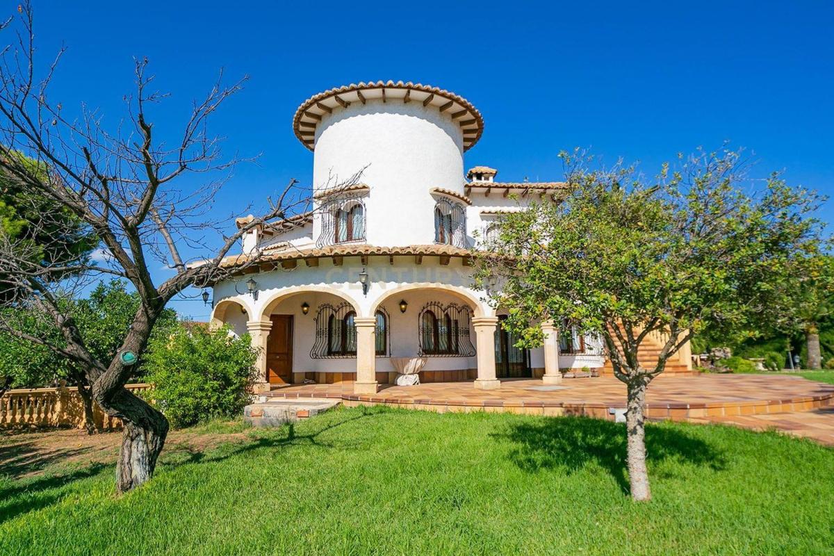 Propiedades en venta y alquiler en España photo 5