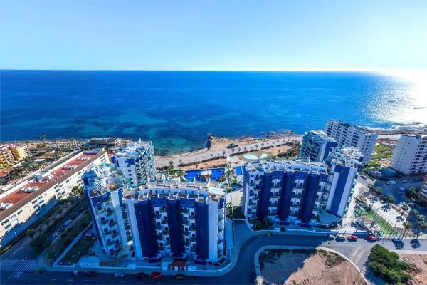Venta de piso en Piso en Calle Mar Llana, Punta Prima, Torrevieja, Torrevieja
 photo 4