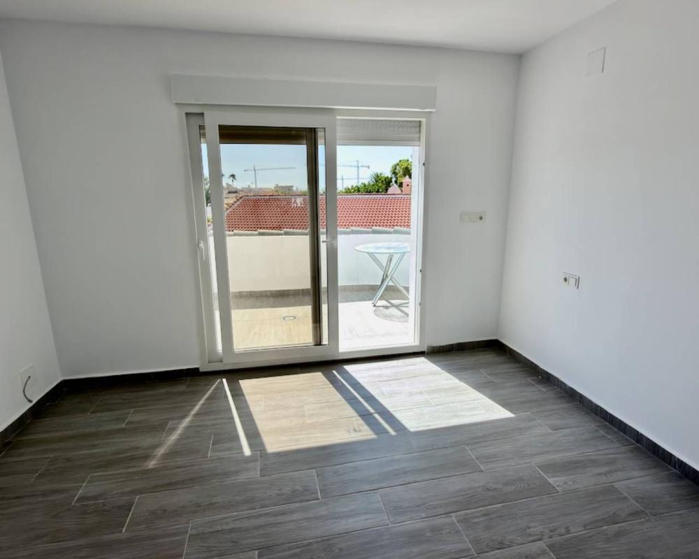 Properties for sale and rent in Spain photo 3