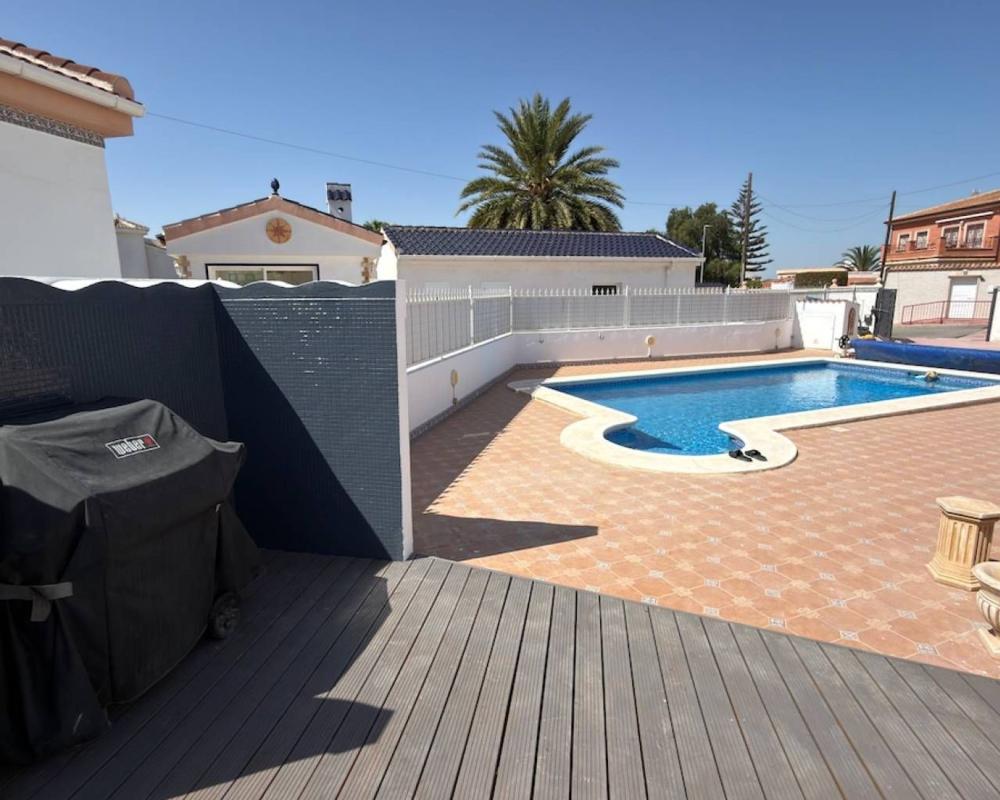 Properties for sale and rent in Spain photo 4