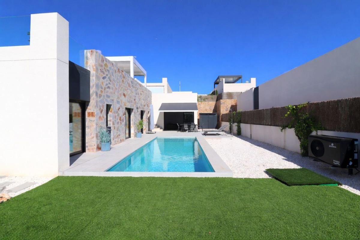Properties for sale and rent in Spain photo 1