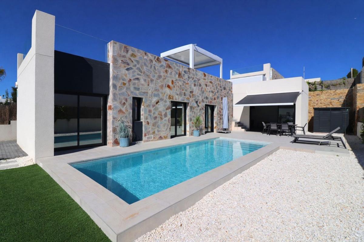 Properties for sale and rent in Spain photo 4