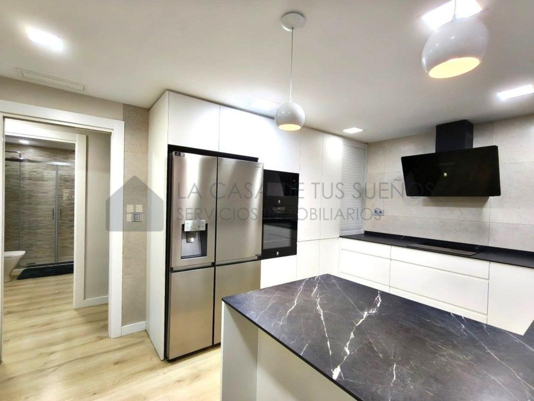 Venta de piso en Piso en Avenida de Madrid, Petrer, Petrer
photo 1