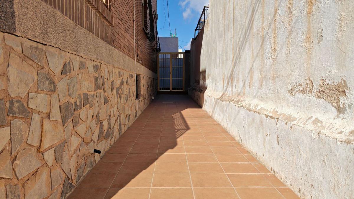 Properties for sale and rent in Spain photo 4