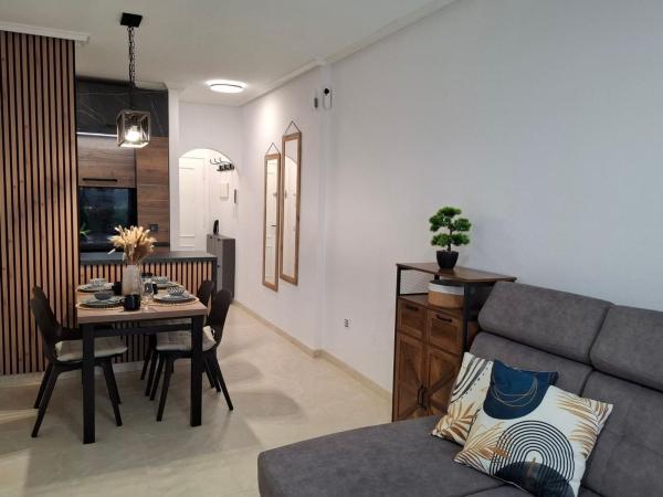 Sale of flat in Piso en Avenida Habaneras - Curva de Palangre, Torrevieja, Torrevieja
 photo 4