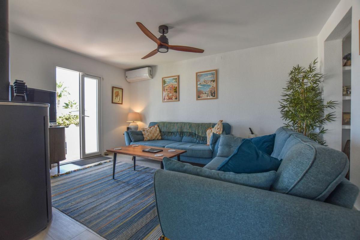 Properties for sale and rent in Spain photo 4