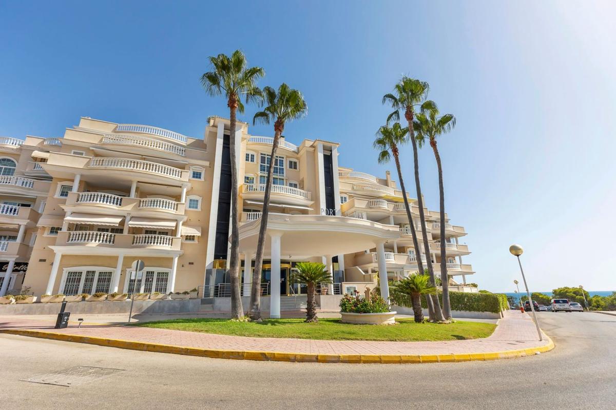 Properties for sale and rent in Spain photo 3