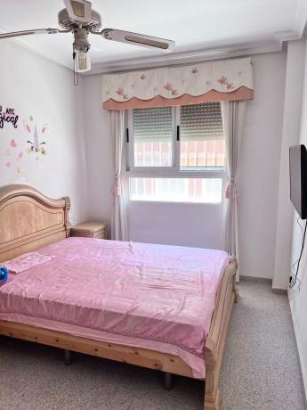 Продажа квартиры на Piso en Antonio Machado, Centro, San Miguel de Salinas, Сан-Мигель-де-Салинас
photo 1