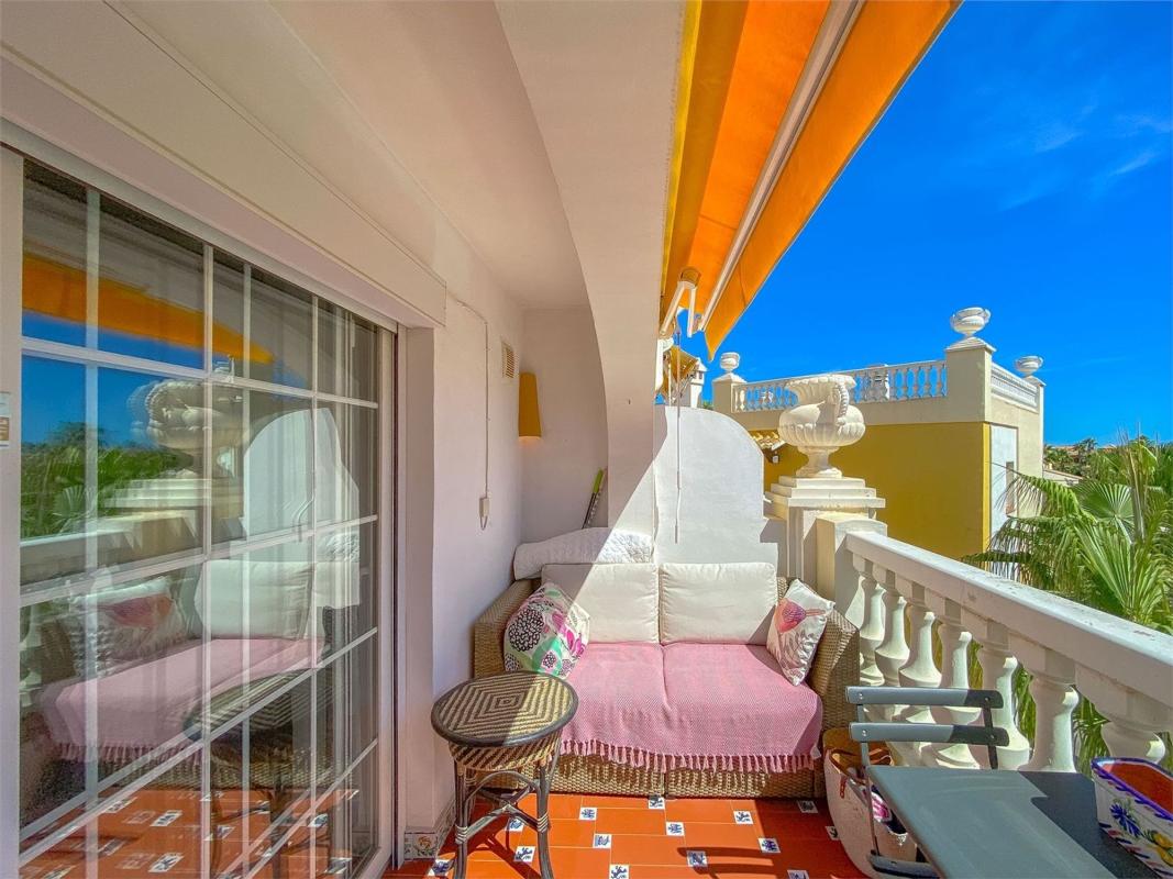 Venta de piso en Piso en Calle Jacinto Benavente, Zona los Frutales, Torrevieja, Torrevieja
photo 3