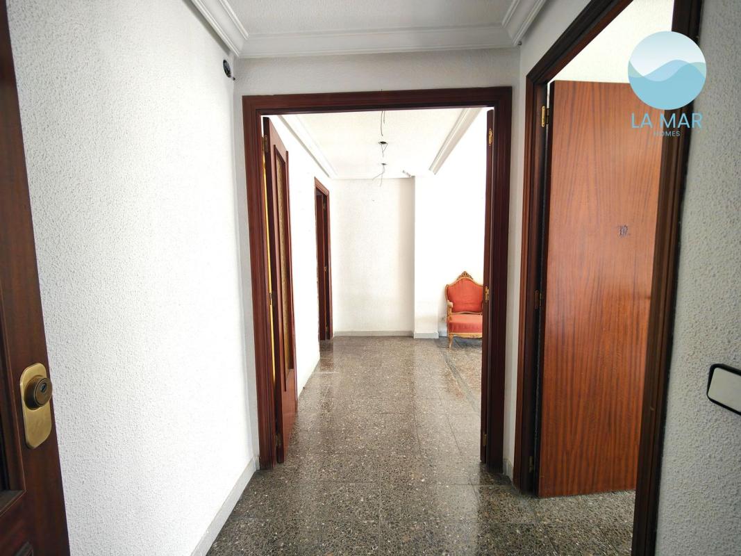 Venta de piso en Piso en Calle Conrado del Campo, Sector V-El Canal, Elche / Elx, Elche / Elx
 photo 2