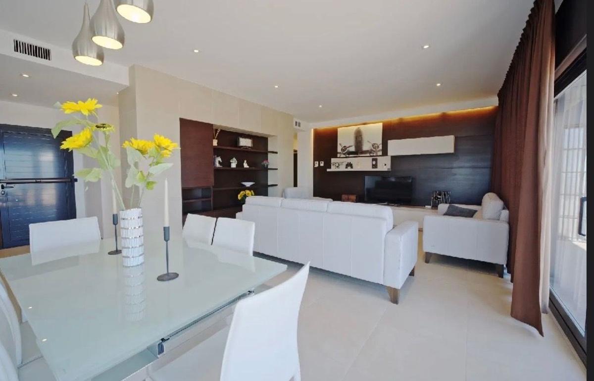 Properties for sale and rent in Spain photo 3