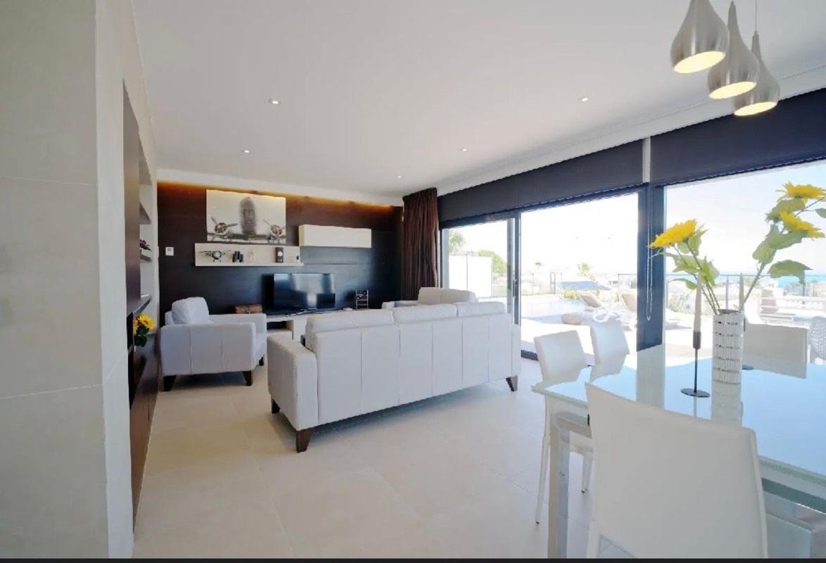 Properties for sale and rent in Spain photo 5