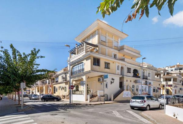 Sale of flat in Piso en Calle Pío XII s/n, Torre de la Horadada, Pilar de la Horadada, Pilar de la Horadada
thumbnail 2
