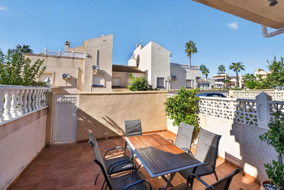 Properties for sale and rent in Spain photo 5