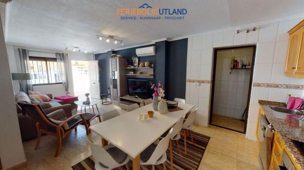 Chalet adosado en Calle Pavo Real, 42, La Chismosa, Orihuela photo 4