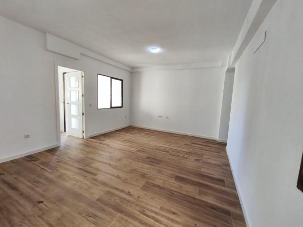 Продажа квартиры на Piso en Avenida Ancha de Castelar, Centro, San Vicente del Raspeig, Сан-Висенте-дель-Распейг
photo 1