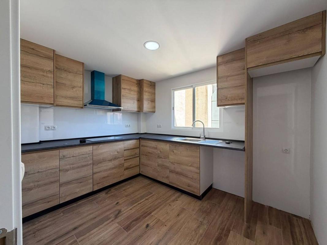 Продажа квартиры на Piso en Centro, San Vicente del Raspeig, Сан-Висенте-дель-Распейг
 photo 3