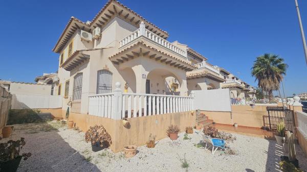 Duplex na sprzedaż w Dúplex en Lomas de Cabo Roig, Orihuela, Orihuela thumbnail 2