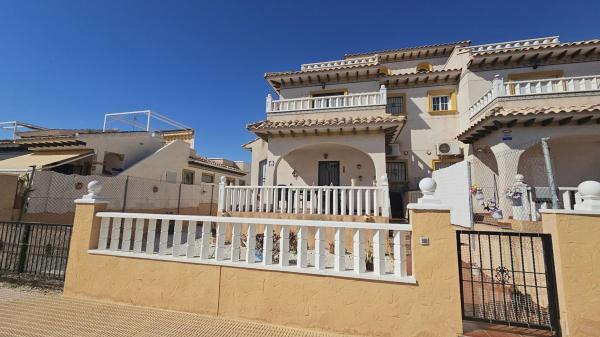 Duplex na sprzedaż w Dúplex en Lomas de Cabo Roig, Orihuela, Orihuela thumbnail 3