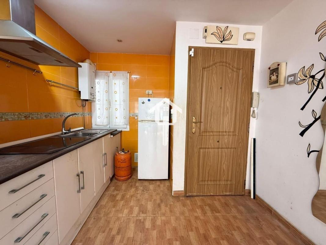 Sale of apartment in Piso en Calle Felipe Herrero Arias, Plà del Bon Repòs-La Goteta, Alicante / Alacant, Alicante
photo 2