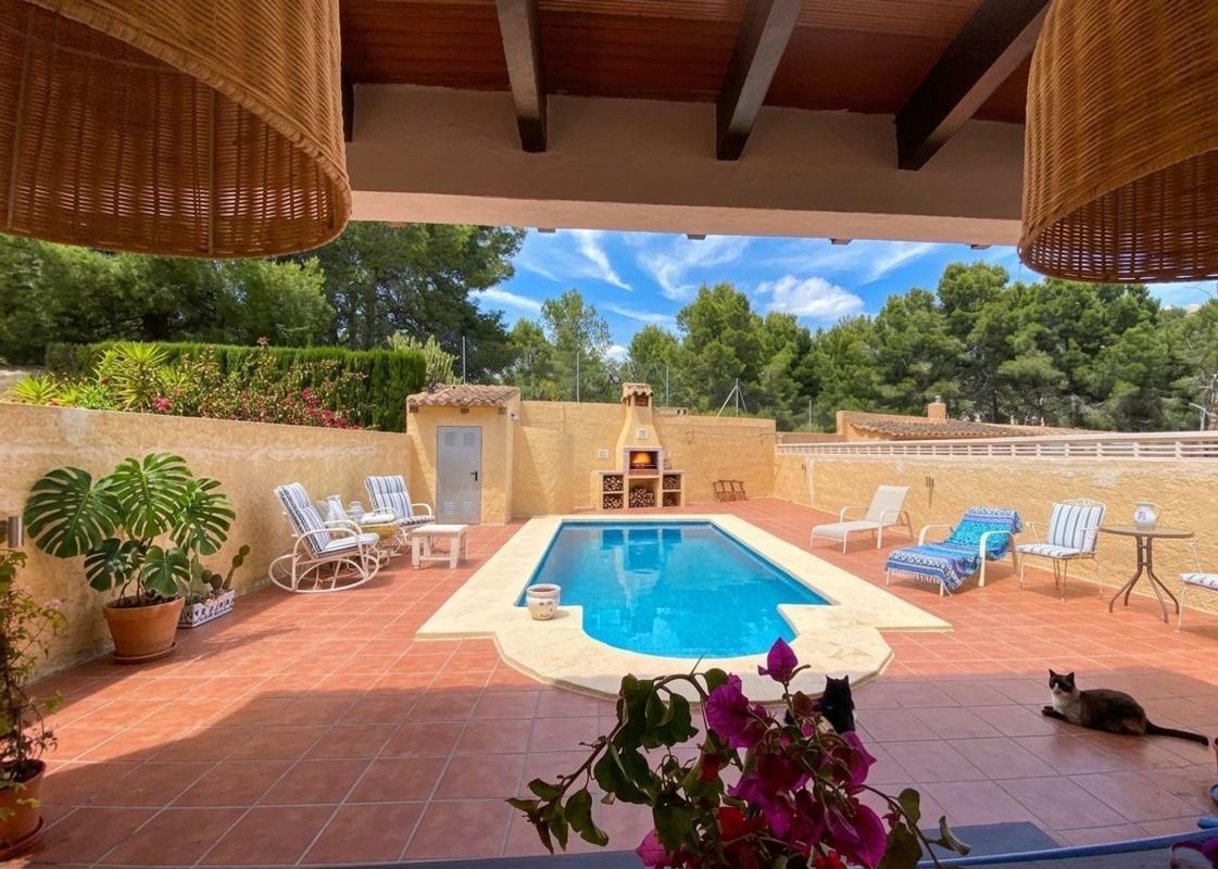 Properties for sale and rent in Spain photo 4