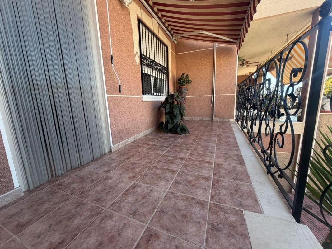 Propiedades en venta y alquiler en España photo 2