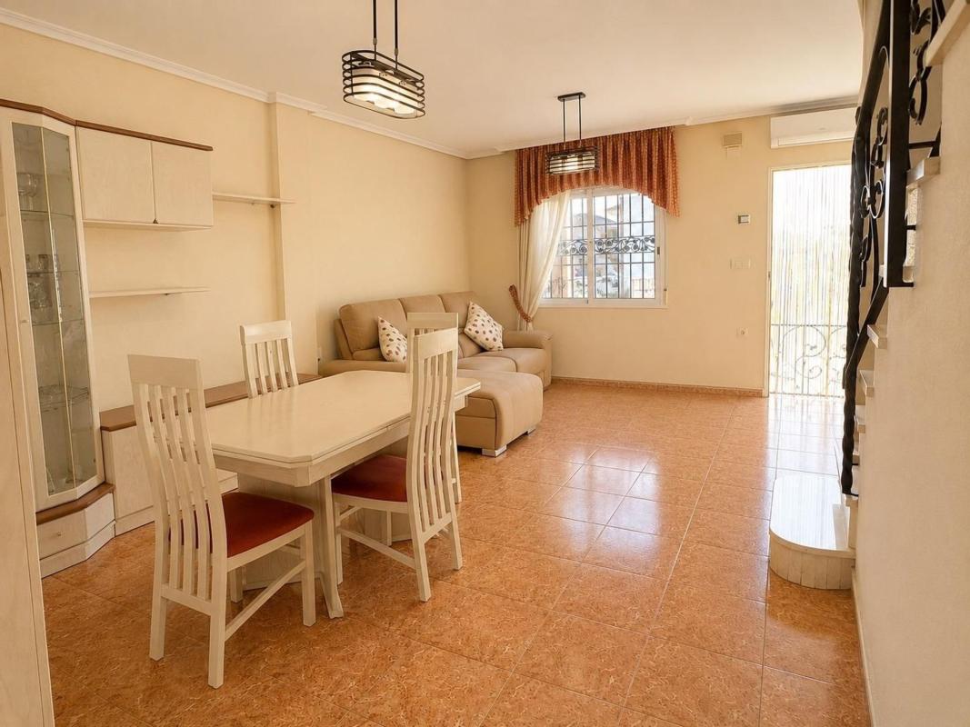 Propiedades en venta y alquiler en España photo 5