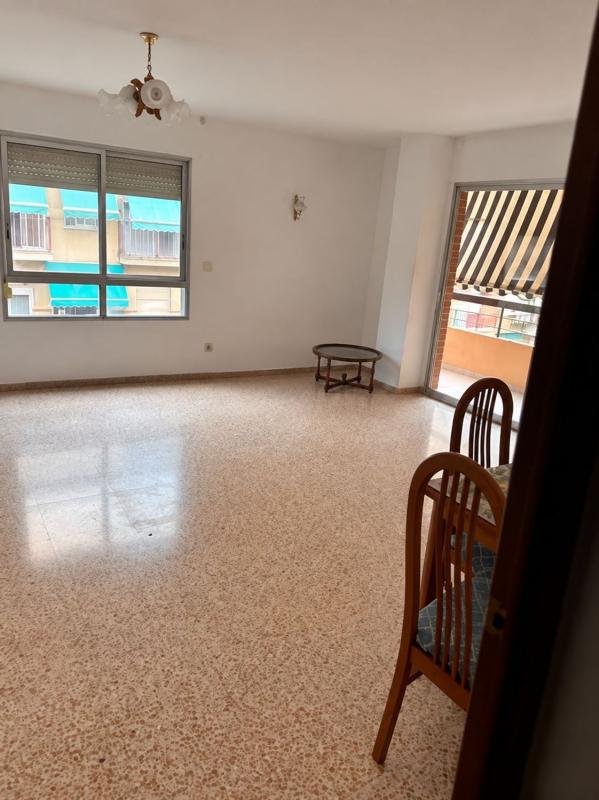Venta de piso en Piso en benalua s/n, Benalúa, Alicante / Alacant, Alicante / Alacant
photo 1