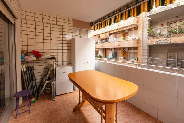 Venta de piso en Piso en Playa de los Locos, Torrevieja, Torrevieja
photo 1