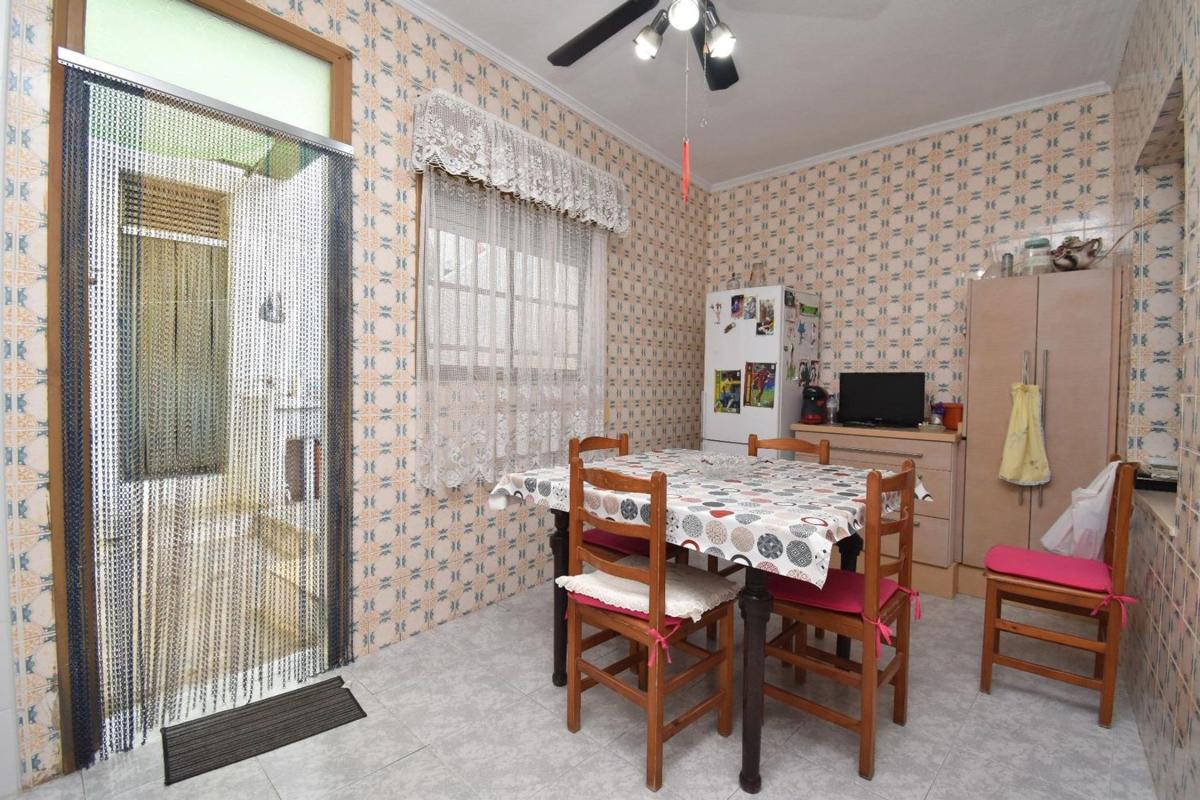 Properties for sale and rent in Spain photo 3