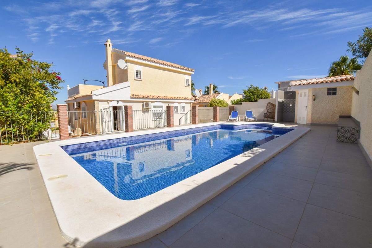 Properties for sale and rent in Spain photo 1