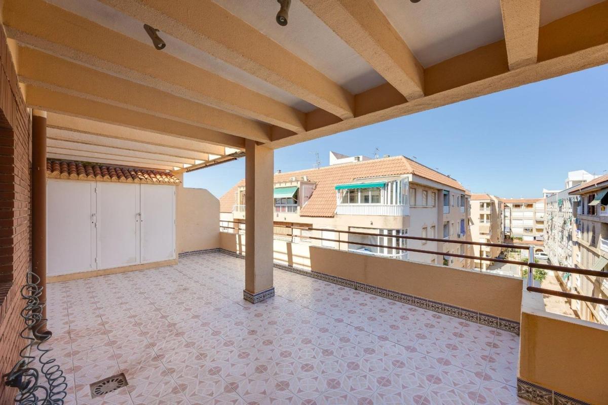 Penthouse sale in Ático en Calle Urbano Arregui, El Acequión, Torrevieja, Torrevieja photo 1