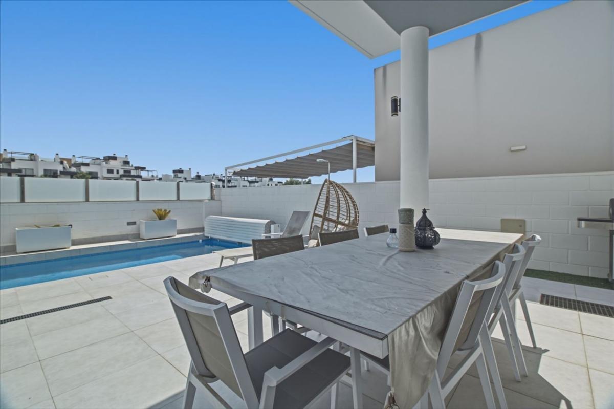 Properties for sale and rent in Spain photo 3
