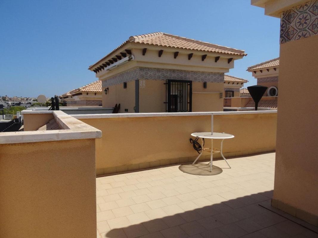Properties for sale and rent in Spain photo 2