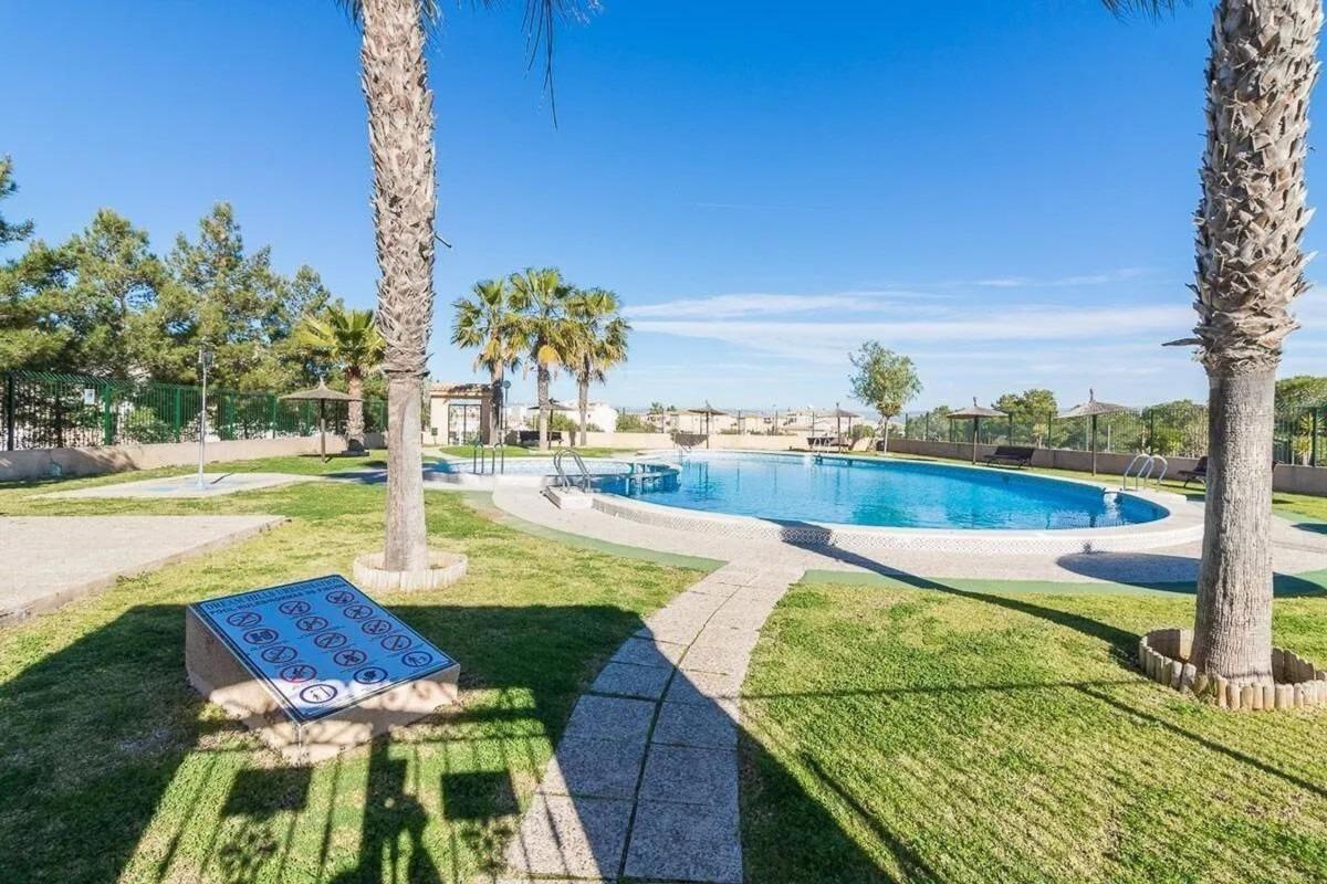 Properties for sale and rent in Spain photo 3