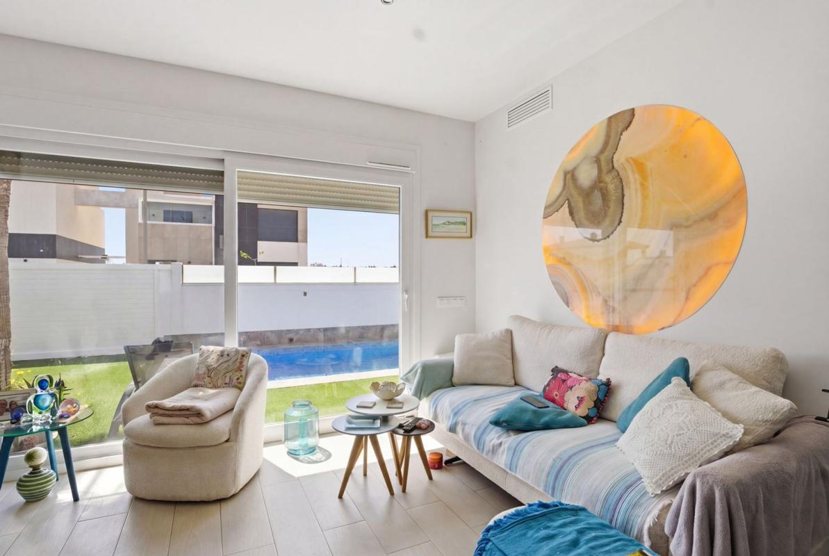 Properties for sale and rent in Spain photo 5