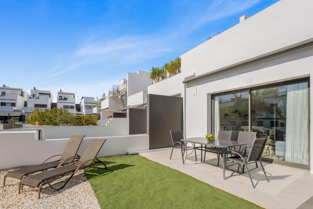 Sale of apartment in Piso en Calle Virgen de la Asunción, Torre de la Horadada, Pilar de la Horadada, Pilar de la Horadada
photo 5