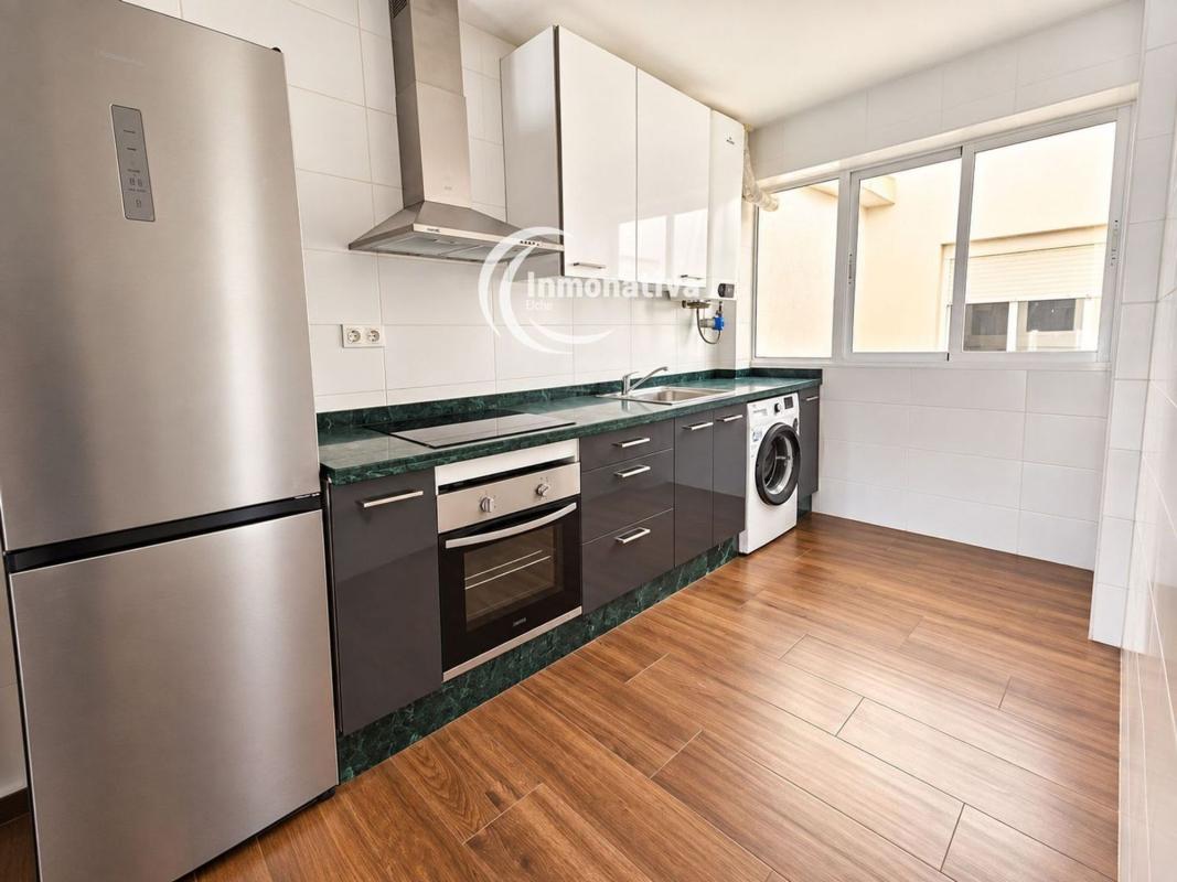 Venta de piso en Piso en Calle Mestre Ramis, Novelda, Novelda
photo 2