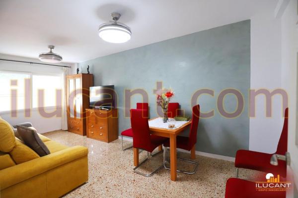Продажа квартиры на Piso en Carolinas Altas, Alicante / Alacant, Аликанте / Алакант
photo 1