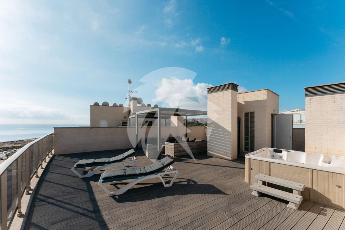 Penthouse sale in Ático en Calle Albacete, Arenales del Sol, Elche / Elx, Elche / Elx photo 4