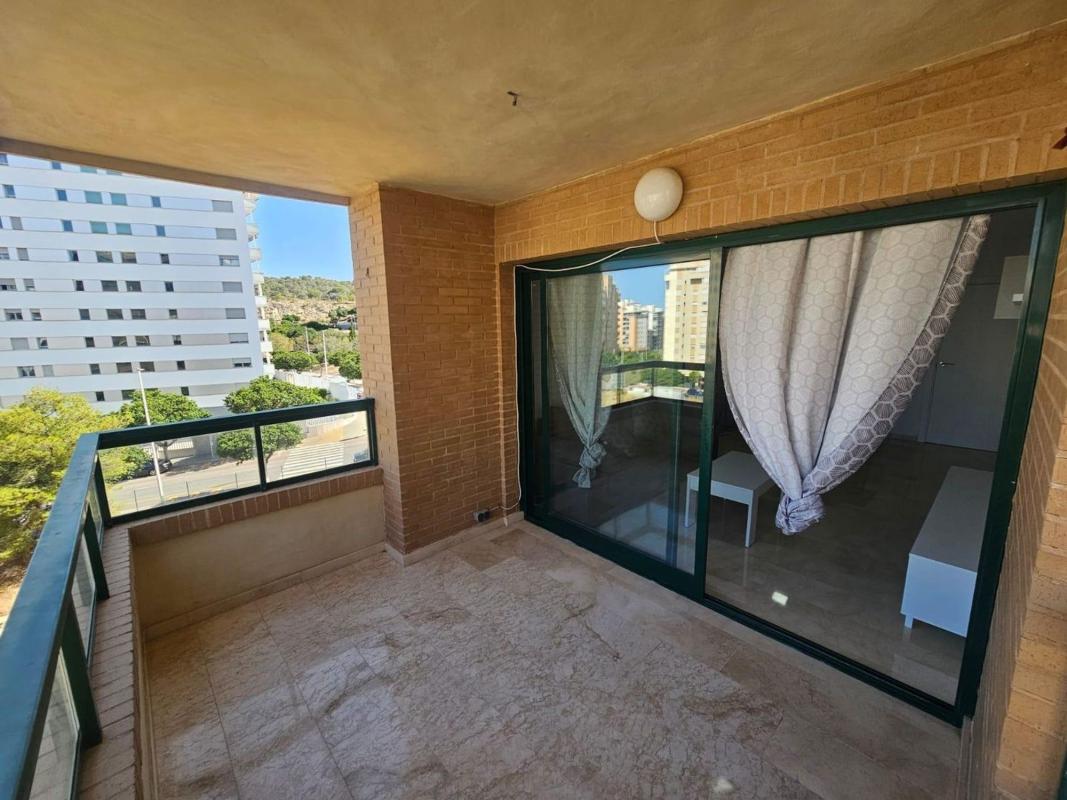 Sale of apartment in Piso en Avenida Mestral, 2, Cala Alta - Veramar, La Villajoyosa / Vila Joiosa, La Villajoyosa / Vila Joiosa
photo 5