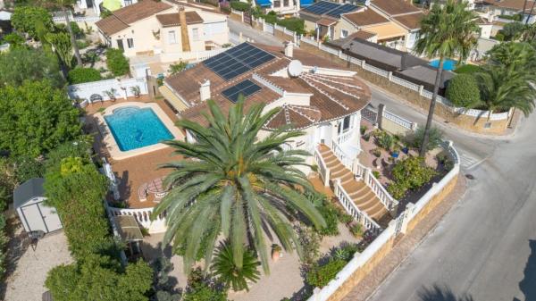 Chalet independiente en venta en Casa o chalet en Orba, Orba
 photo 2