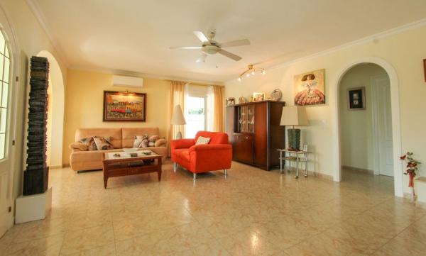Chalet independiente en venta en Casa o chalet en Orba, Orba
 photo 4