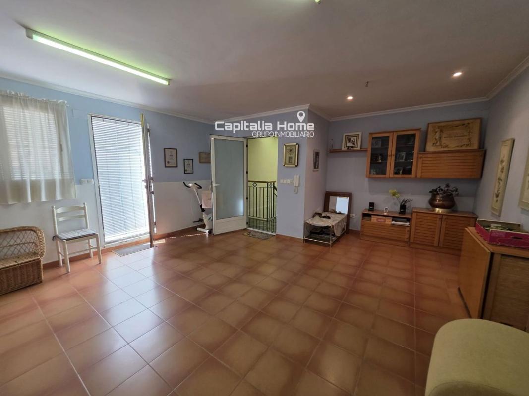 Venta de chalet independiente en Casa o chalet en Calle Nueva, Maestro Carrascosa - Banda de Música, Villena, Villena
photo 2