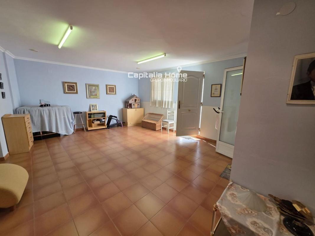 Venta de chalet independiente en Casa o chalet en Calle Nueva, Maestro Carrascosa - Banda de Música, Villena, Villena
photo 3